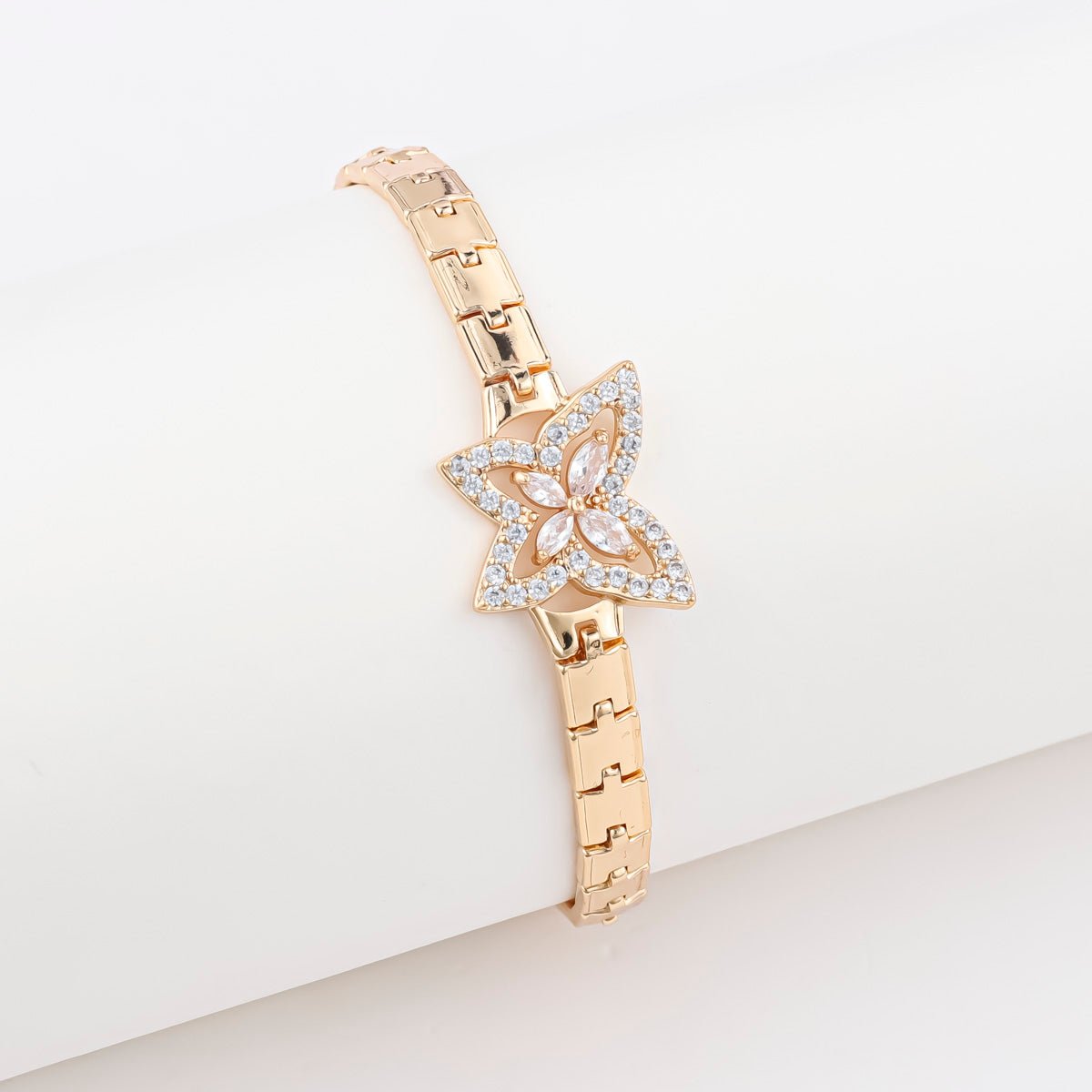 18K Gold - plated Butterfly Clover Copper Women's Bracelet - Moissanite Market