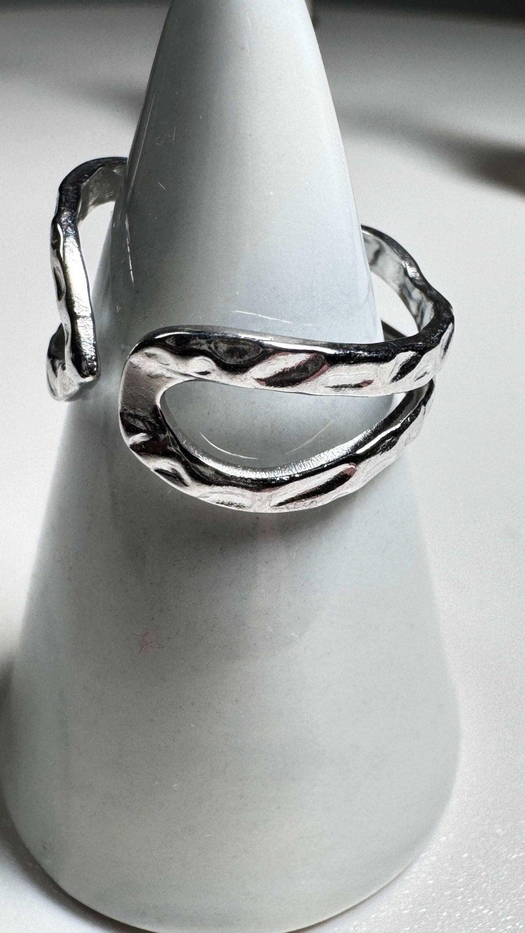 Hammered Silver Ring - Elegant Open Design in Fine Silver - Moissanite Market