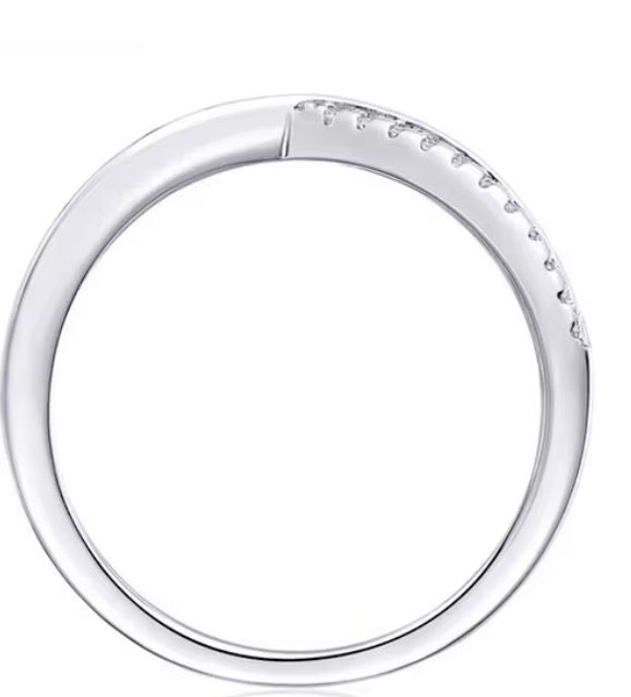 Moissanite 925 Sterling Silver Platinum Crossover Baguette&Round Cut 0.28684 Carat - Moissanite Market