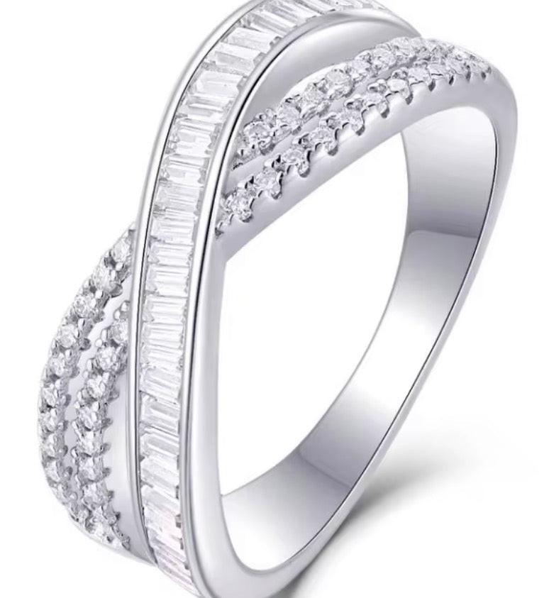 Moissanite 925 Sterling Silver Platinum Crossover Baguette&Round Cut 0.28684 Carat - Moissanite Market